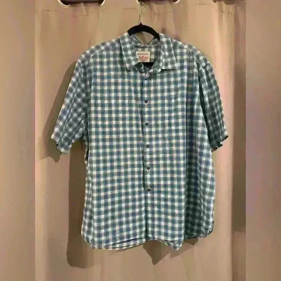 Men’s Plaid Dockers Button Down - Picture 1 of 5